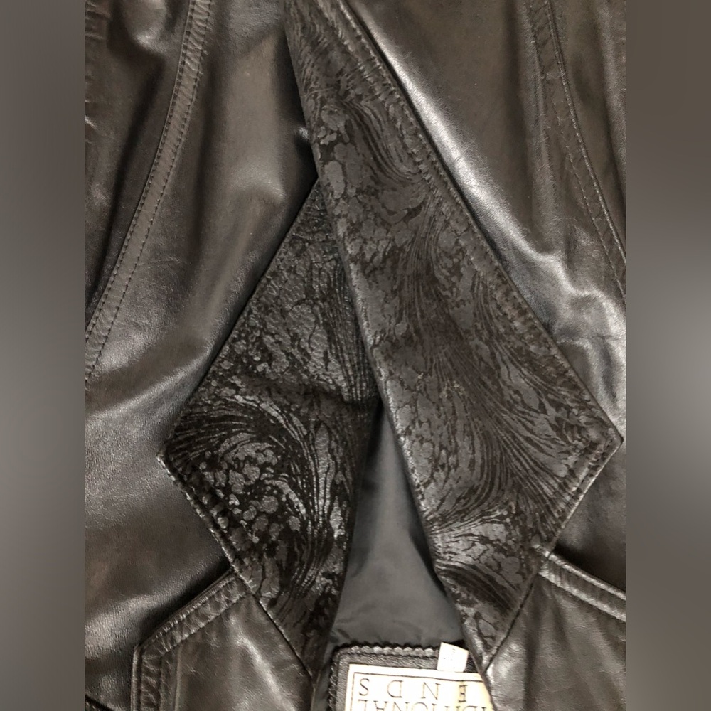 Black Leather Jacket With Patterned Lining Size S - image 2